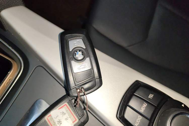 Used BMW 3 Series 2015 316Li Fashion Model