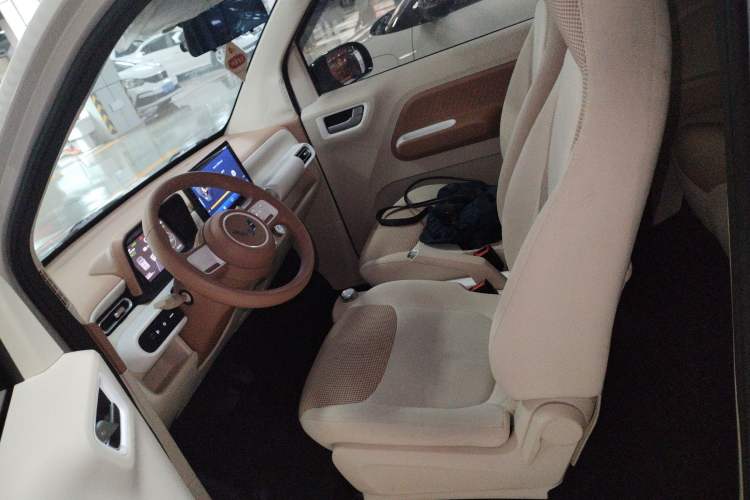 Used Wuling Hongguang MINIEV 2024 3rd Generation 215km Youth Edition Driver Seat