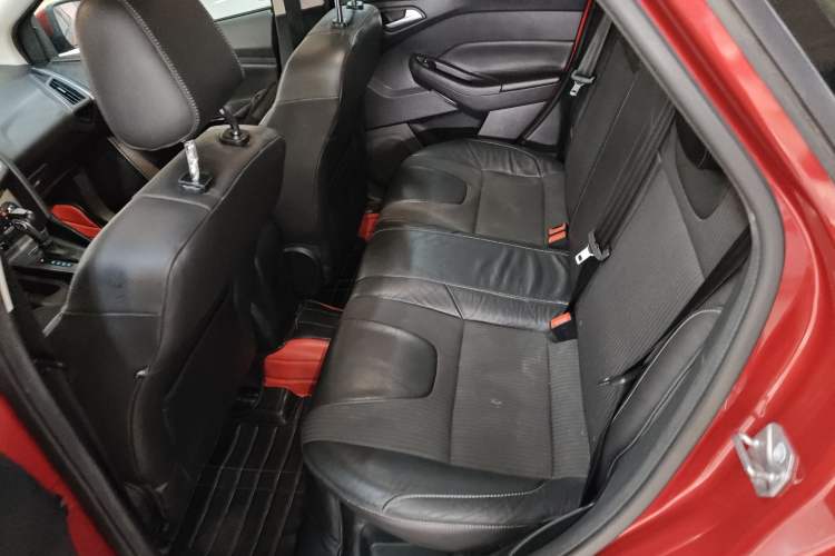 Used Ford Focus 2012 Hatchback 1.6L Automatic Fashion Edition
