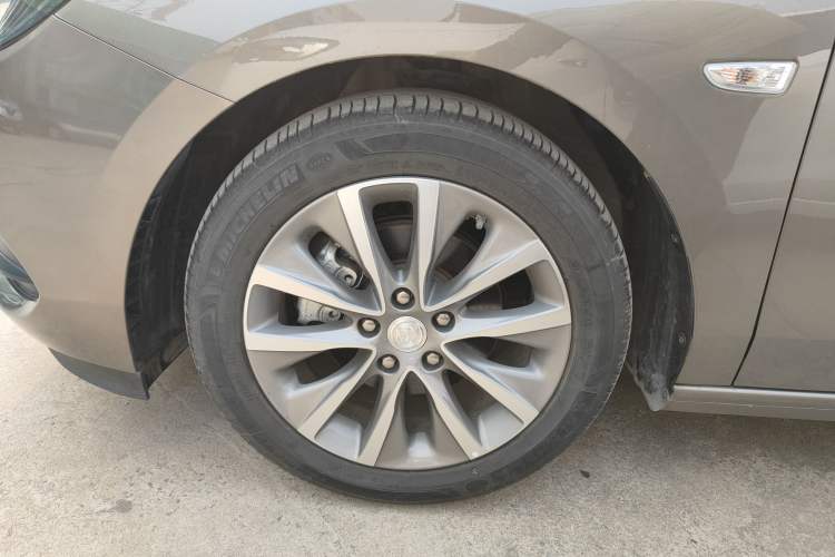 Used Buick GL6 2021 323T Mild Hybrid Connect Luxury Model