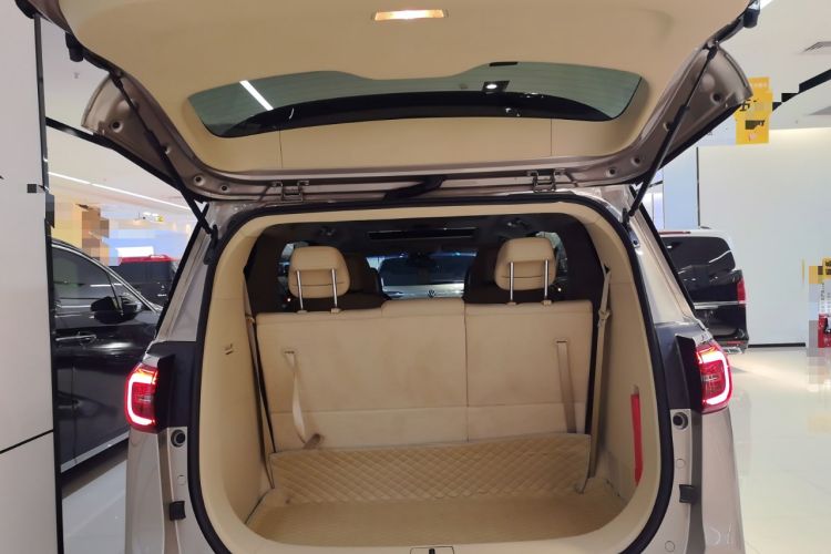 Used Buick GL8 2023 ES Lu Zun Deluxe Model
