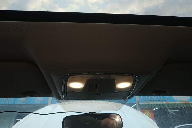 Used Venucia T90 2018 2.0L CVT Smart Connect Prestige Version China VI Standard
