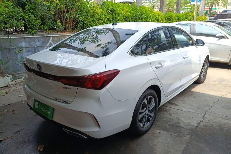 Used CHANGAN Eado 2023 Changan Edition PLUS Blue Whale NE 1.4T GDI DCT Prestige Version