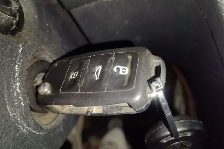 Used Volkswagen Santana 2016 1.6L Automatic Comfort Edition