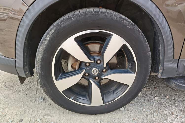 Used Nissan Qashqai 2017 2.0L CVT Smart Enjoyment Version China VI Standard Exterior 4