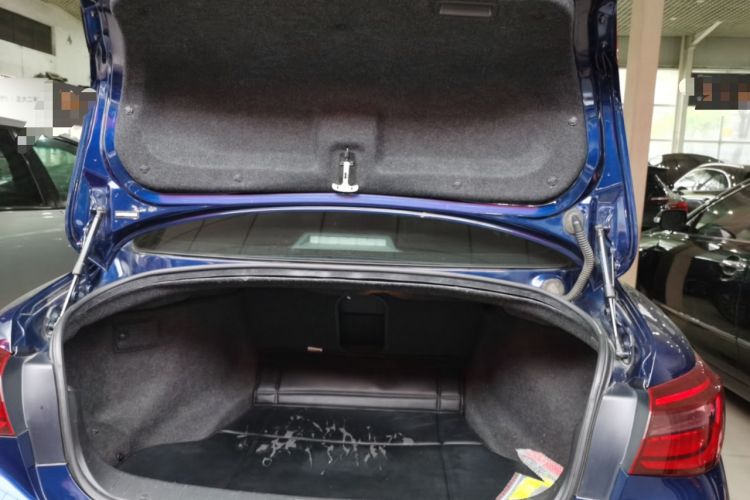 Used Infiniti Q50L 2018 2.0T Comfort Edition China V Standard
