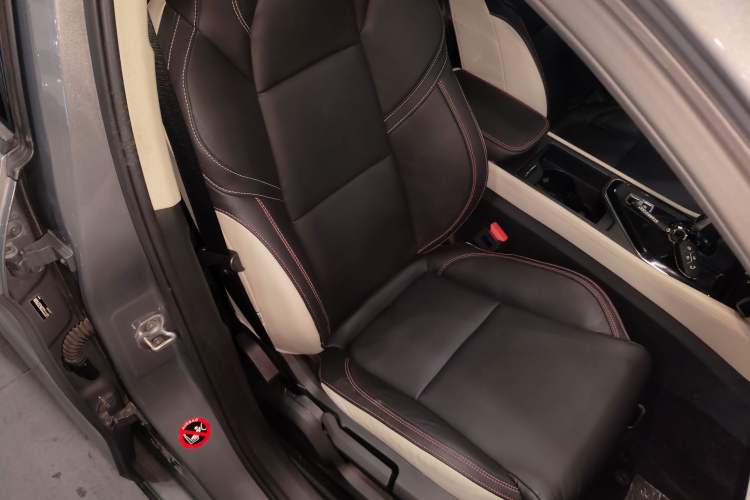 Used Lynk & Co 02 2019 1.5T DCT Two-Wheel Drive Zhaoban Version China VI Standard