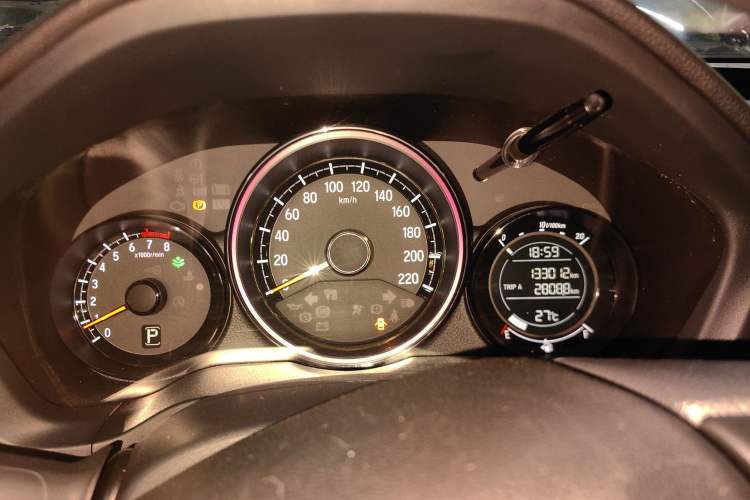 Used Honda XR-V 2015 1.8L EXi CVT Comfort Version