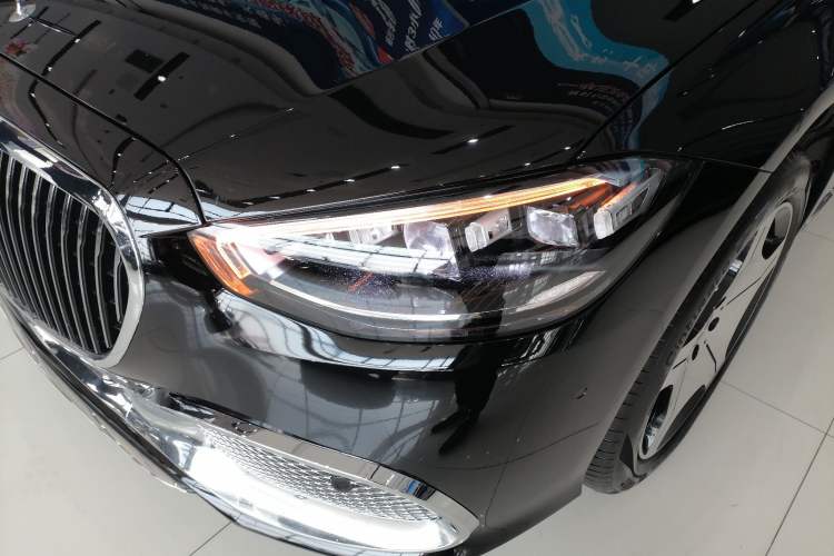 Used Mercedes-Benz S-Class 2023 S 400 L Business Model Left Front Headlight