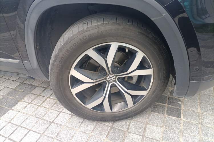 Used Volkswagen Teramont 2017 380TSI Four-Wheel Drive Luxury Edition Right Front Wheel Hub