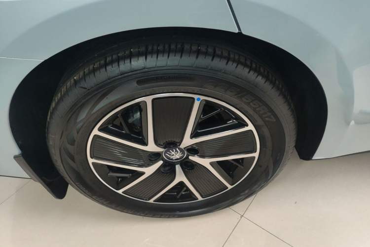 Used BYD Qin L 2024 DM-i 120KM Beyond Model
