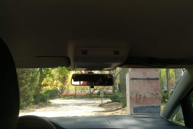 Used Volkswagen Golf Sportsvan 2016 1.6L Automatic Comfort Model Headliner