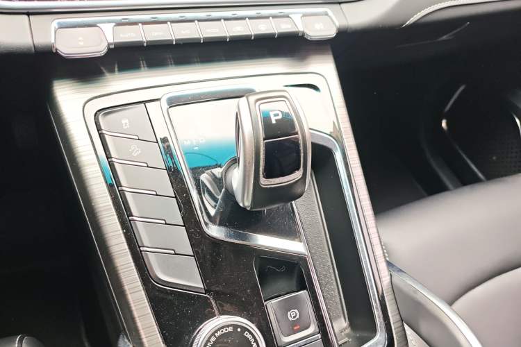 Used Geely Auto Emgrand X7 Sport 2020 1.5TD Automatic Smart Connect PRO
