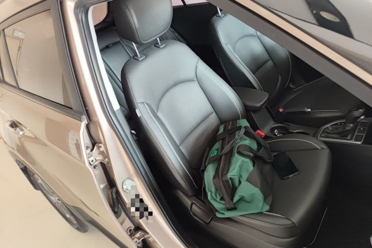 Used Hyundai ix25 2015 1.6L Automatic Two-Wheel Drive Smart GLS Trim Right Front Seat