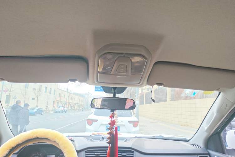 Used SAIC MAXUS T60 2017 2.4L Gasoline Manual Transmission Two-Wheel Drive High Ground Clearance Comfort Edition Standard Cabin
