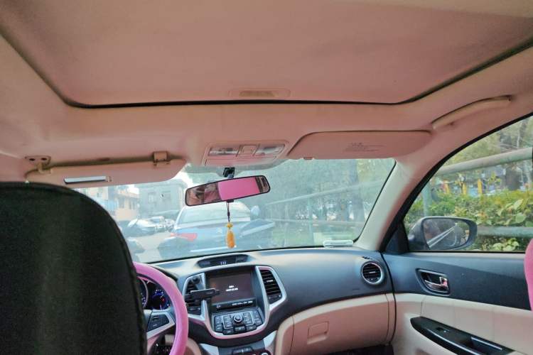 Used CHANGAN Eado 2015 1.6L Manual Luxury Model China IV Standard
