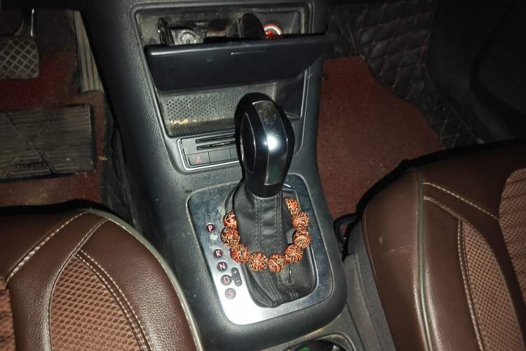 Used Volkswagen Tiguan 2015 1.8TSI Automatic Two-Wheel Drive Trend Edition Gear Lever