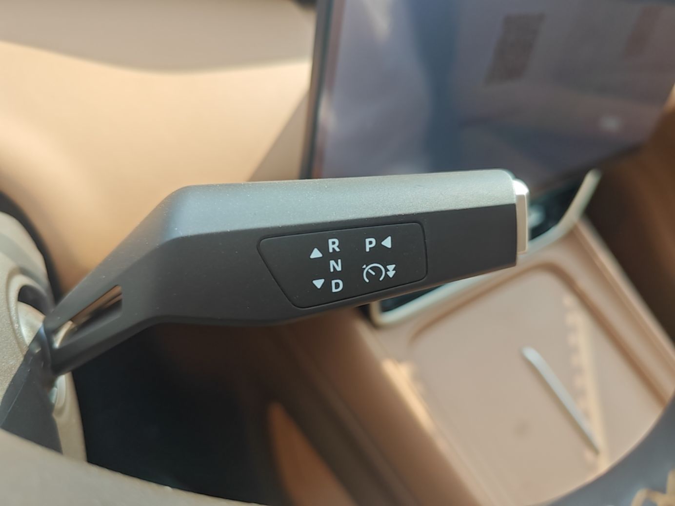 Dongfeng Aeolus L8 2025 Model 185KM Ideal Edition — снимка 20