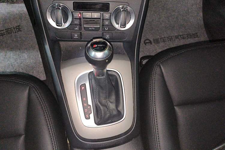 Used Audi Q3 2015 30 TFSI Ambition Edition
