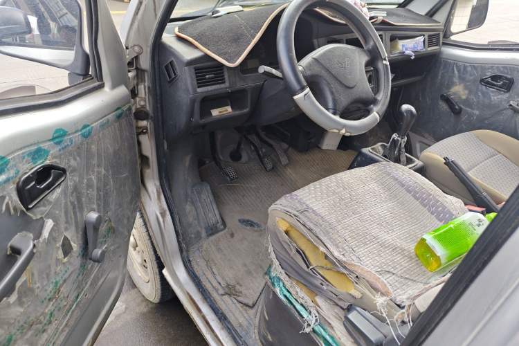 Used Wuling Zhiguang 2015 1.2L Practical LS-I Model