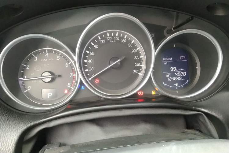 Used Mazda CX-5 2015 2.0L Automatic Two-Wheel Drive Urban Version Odometer Close Up