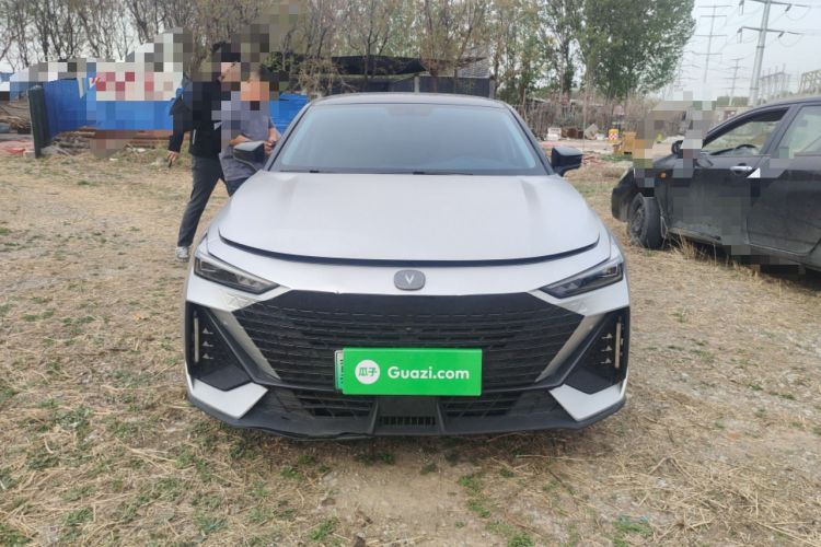 Used CHANGAN UNI-V iDD 2023 Zhidian iDD 1.5T 113km Smart & Fun Version (Rapid Edition) Front