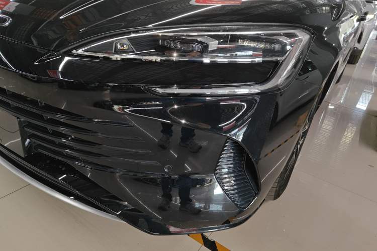 Used BYD Seal 2023 DM-i 1.5T 121km Prestige Model