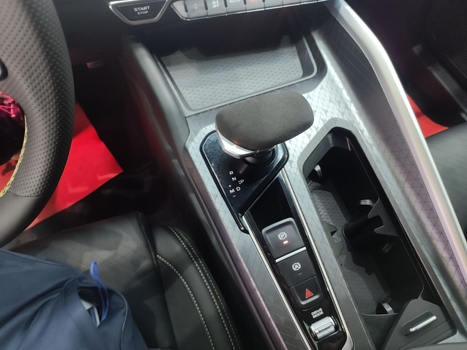 Geely Auto Preface 2023 2.0TD Space-Time Edition — снимка 16