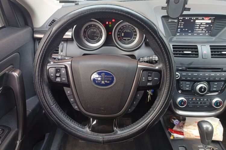 Used Bestune X80 2016 2.0L Automatic Luxury Model

