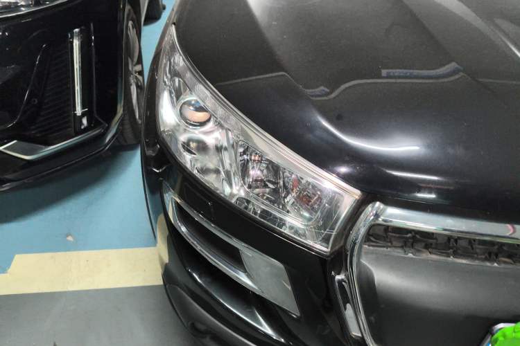 Used Peugeot 4008 2013 2.0L Two-Wheel Drive Luxury Version Right Front Headlight