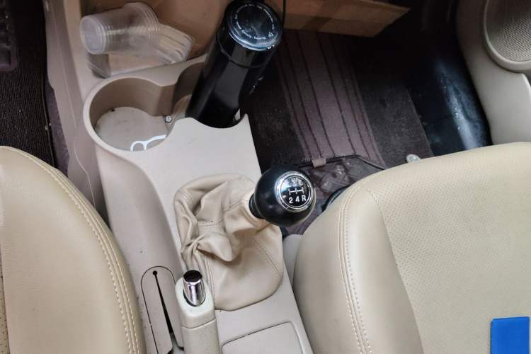 Used Kia Sportage 2012 2.0L Manual Two-Wheel Drive GL Trim