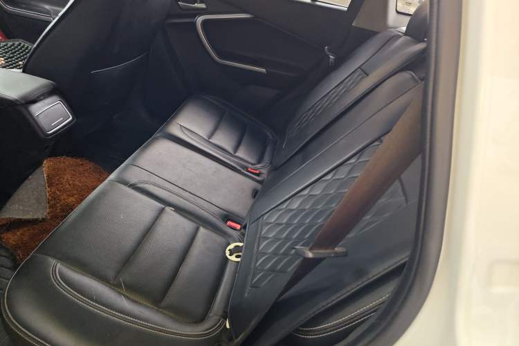 Used HYOSOW S6 2016 1.5T Manual Leading Model Left Rear Seat