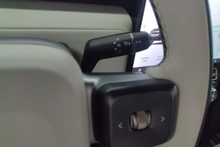 Used iCAR V23 2025 401 Two-Wheel Drive Intelligent Driving Version