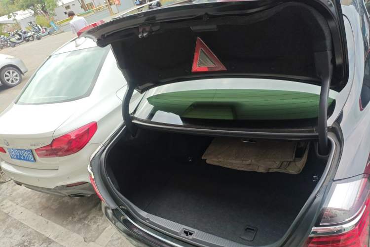 Used Toyota Crown 2012 2.5L Royal