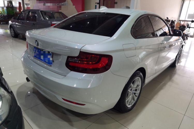 Used BMW 2 Series 2015 218i Exterior 5