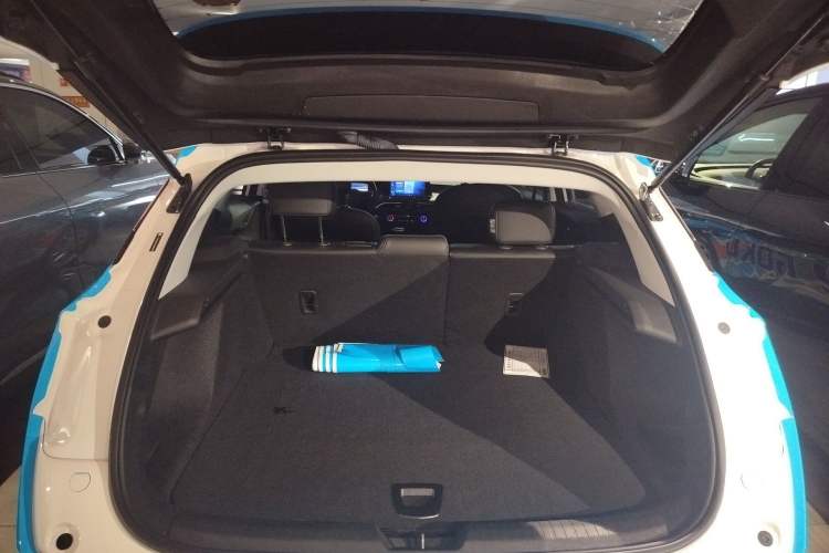 Used Buick Velite 6 2024 450km Range Commuter Version Trunk