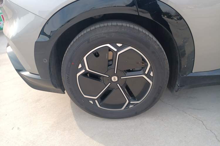 Used Xiaomi Auto YU7 2025 Ultra-Long Range Rear-Wheel Drive Version
