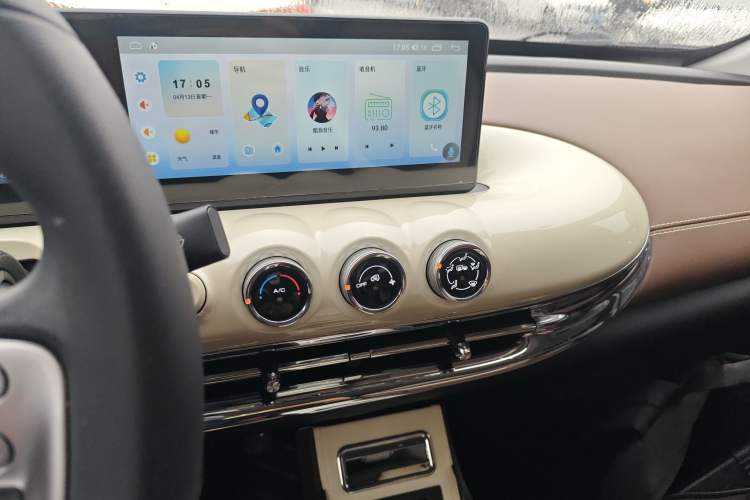 Used Wuling Bingo 2024 333 km Enjoyment Version Audio And AC Panel