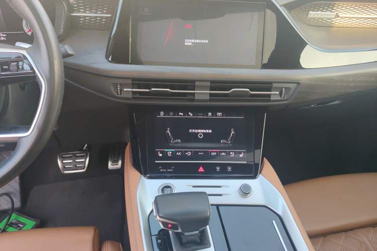 Used Audi Q6 2024 45 TFSI quattro Qiyun Edition Yulin Package 6 seats