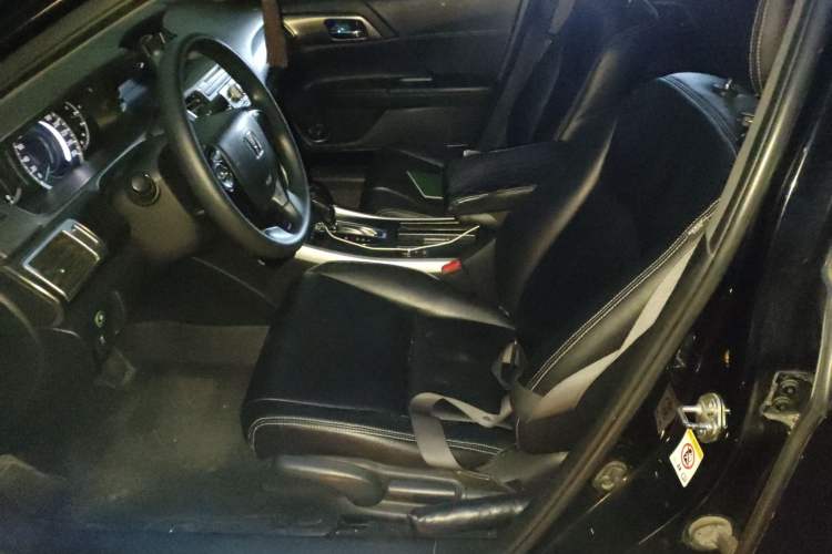 Used Honda Accord 2015 2.0L LX Comfort Edition