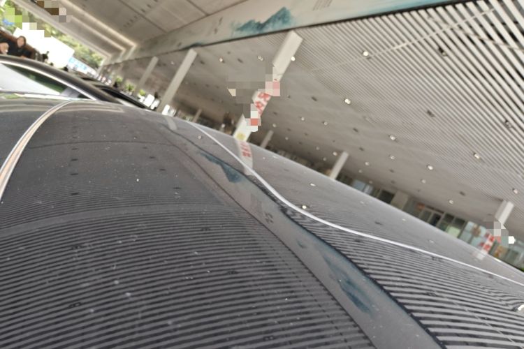 Used Denza D9 2022 DM-i 1040 Prestige Model
