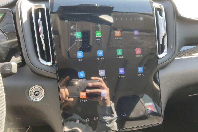 Used Hongqi HS3 PHEV 2024 PHEV 115km Jingwei Edition
