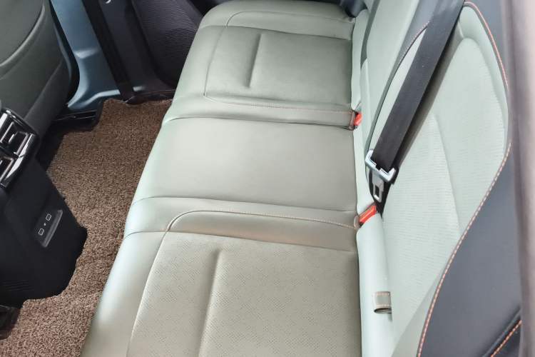 Used iCAR 03 2024 501km Two-Wheel Drive Long-Range Yuechao Edition
