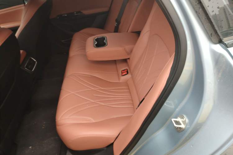 Used Geely Galaxy L6 2025 EM-i 140km Starship Edition Left Rear Seat