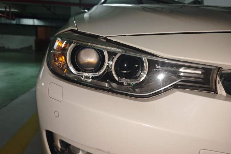 Used BMW 3 Series 2013 320Li Fashion Model
