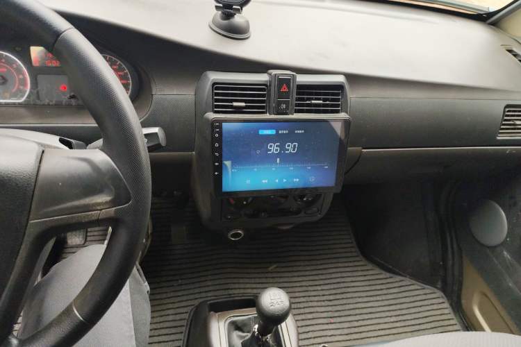 Used Wuling Rongguang 2021 1.5L Extended Basic Version L3C Audio And AC Panel