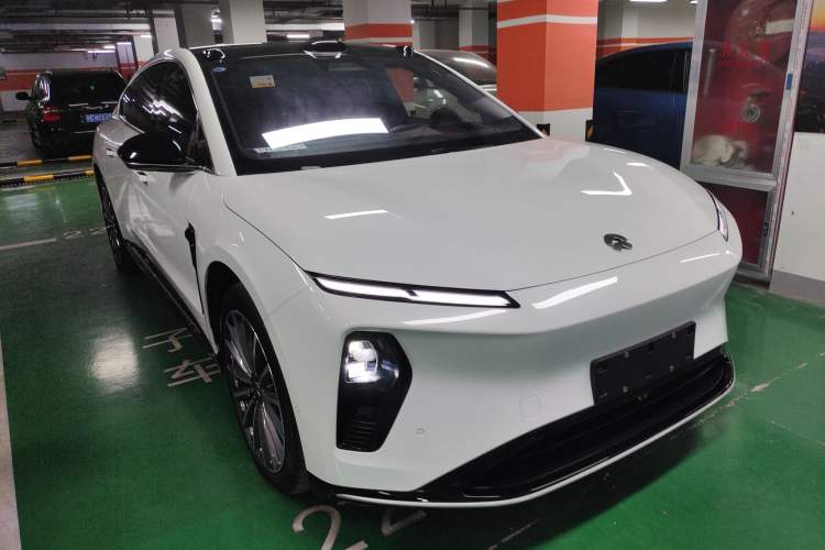 Used Nio ET9 2025 100 kWh