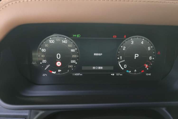 Used Land Rover Defender 2024 110 3.0T P400 Dark Edition Instrument Cluster