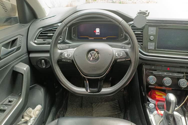 Used Volkswagen T-ROC 2020 280TSI DSG Two-Wheel Drive Comfort Version