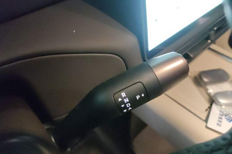 Used Li Auto MEGA 2024 Ultra Model
